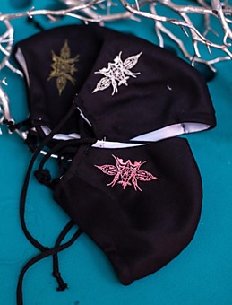 маски с вышивкой логотипа FASHDAN